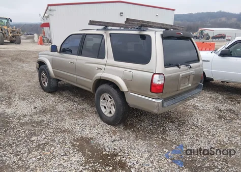 2001 Toyota 4Runner Sr5 V6 from USA, damaged, VIN JT3GN86R210199563